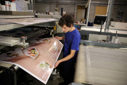 The Benefits of Using Customer Service Software for Custom Print Order Tracking and Management